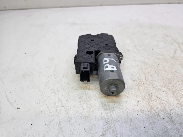 SILNICZEK SZYBERDACHU AUDI A4 B9 A5 8W 3G5877795