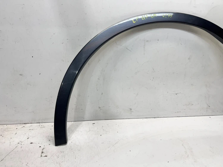 LISTWA Z BŁOTNIKA NAKŁADKA LEWY PRZÓD AUDI Q7 4M LZ7S SLINE 4M0853717B