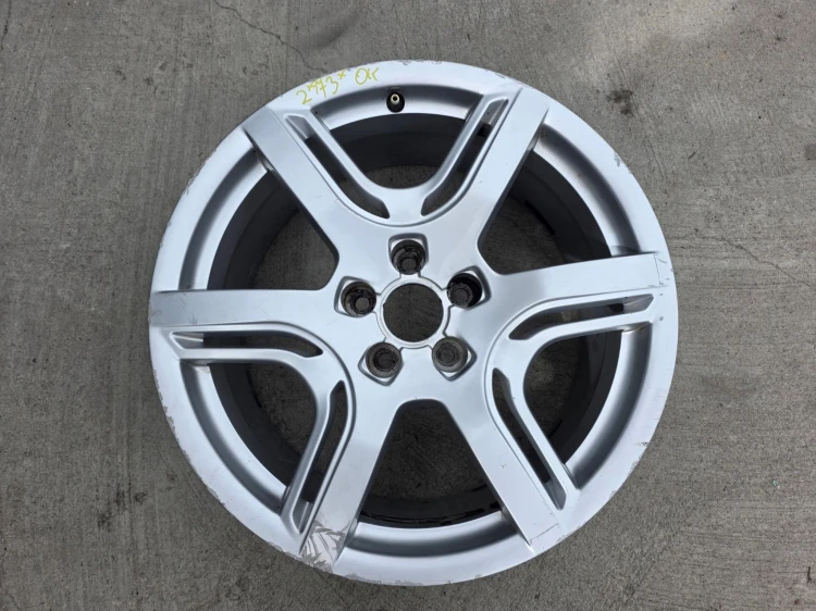 FELGA FELGI KOMPLET AUDI A4 A5 Q5 ITP 8.0J R18 ET39 8R0601025A Z*73* OK