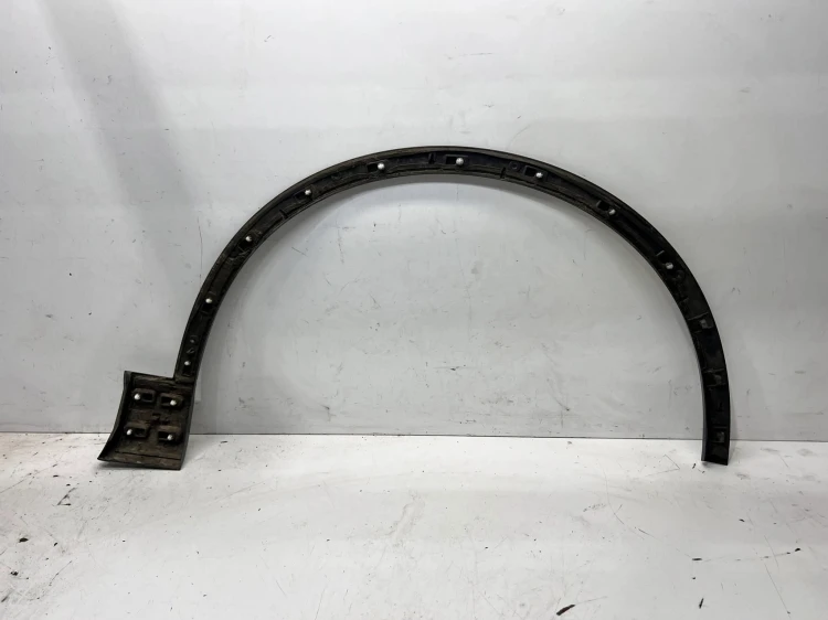 LISTWA Z BŁOTNIKA NAKŁADKA LEWY PRZÓD AUDI Q7 4M LZ7S SLINE 4M0853717B