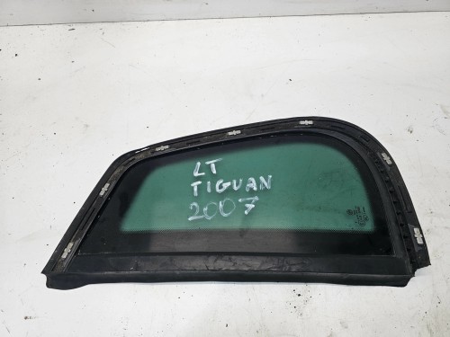 SZYBA KAROSERYJNA PRAWY TYŁ VW TIGUAN 2007R POD CHROM 5N0845042L