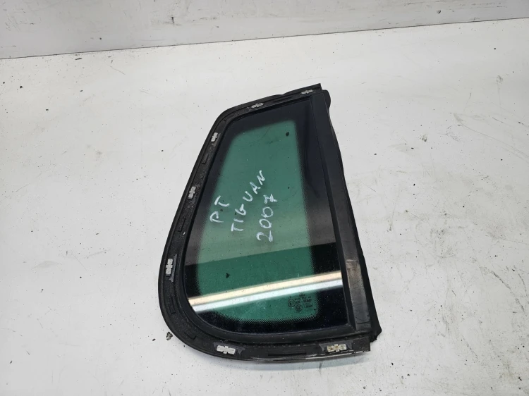 SZYBA KAROSERYJNA PRAWY TYŁ VW TIGUAN 2007R POD CHROM 5N0845042L