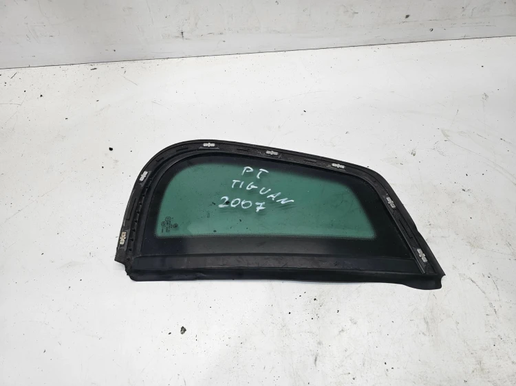 SZYBA KAROSERYJNA PRAWY TYŁ VW TIGUAN 2007R POD CHROM 5N0845042L