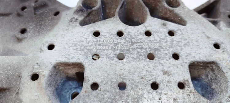 ŁAPA PODPORA SKRZYNI BIEGÓW AUDI A6 A7 4G0399263S