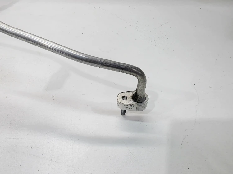 WĄŻ PRZEWÓD KLIMATYZACJI AUDI A3 8Y VOLKSWAGEN SEAT SKODA 5Q0815741C