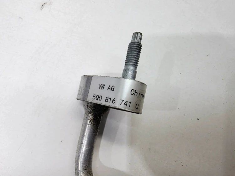 WĄŻ PRZEWÓD KLIMATYZACJI AUDI A3 8Y VOLKSWAGEN SEAT SKODA 5Q0815741C