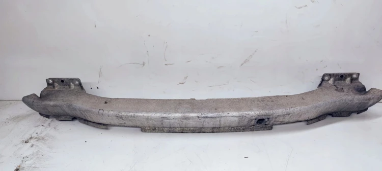 BELKA POD ZDERZAK TYŁ AUDI A8 D3 4E0807309A