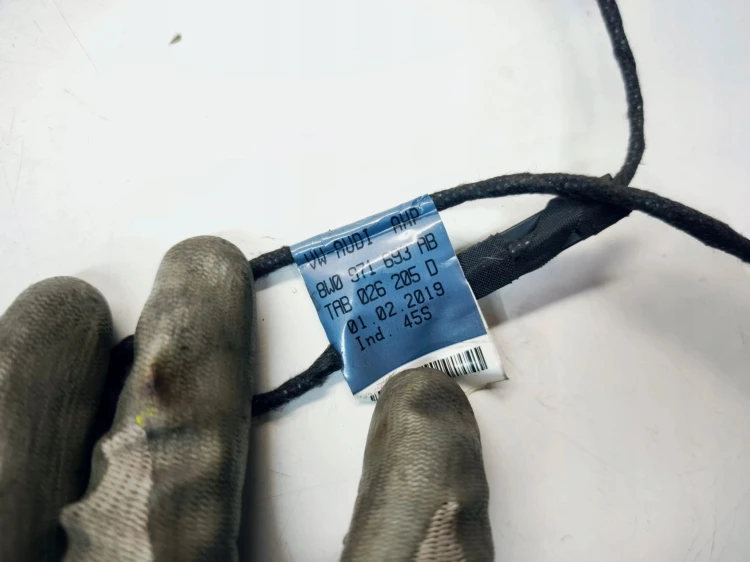 WIĄZKA TAPICERKI DRZWI TYŁ POD AMBIENTE AUDI A4 B9 8W0971693AB