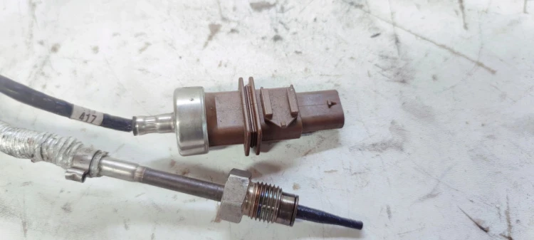 CZUJNIK TEMPERATURY SPALIN AUDI A6 C8 05L919529D