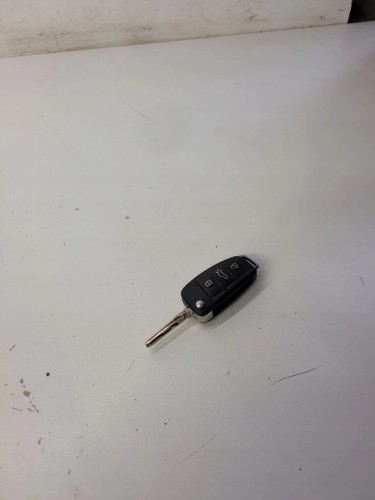 KLUCZYK PILOT SCYZORYK AUDI A6 C6 Q7 4F0837220AK