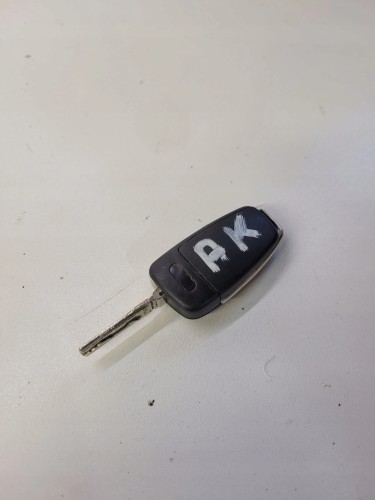 KLUCZYK PILOT SCYZORYK AUDI A6 C6 Q7 4F0837220AK