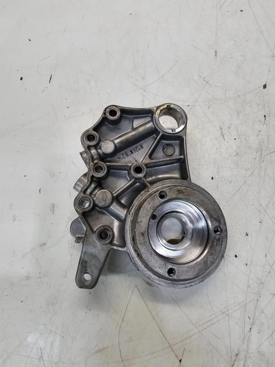 OBUDOWA WAŁKÓW AUDI A4 B8 A5 1.8 TFSI 2.0 TFSI 06H103166F