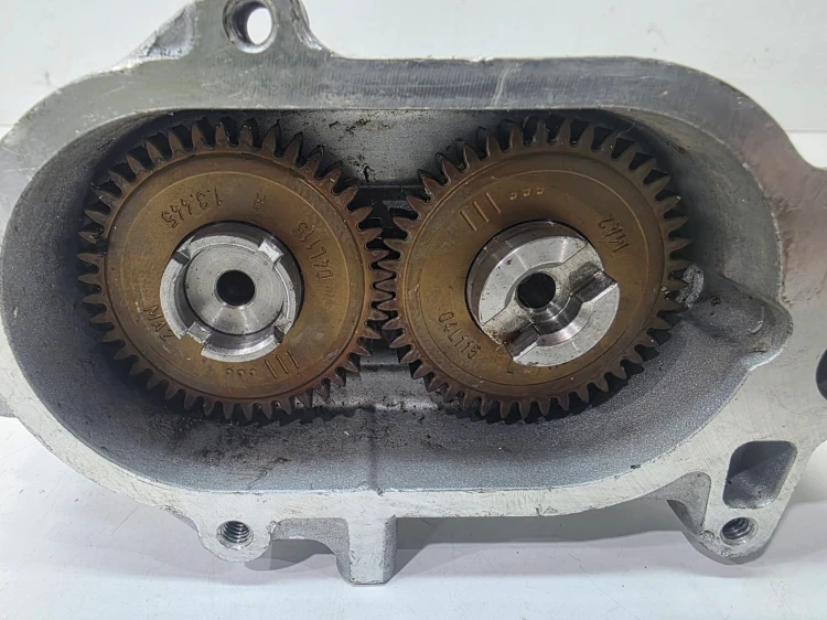 NASADA GŁOWICY + WAŁKI AUDI VOLKSWAGEN SEAT SKODA 2.0 TDI 05L103308L 4 *OK*