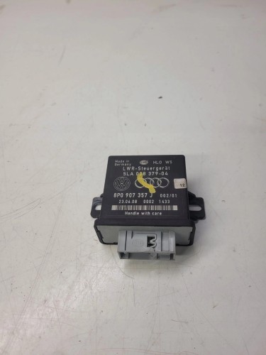 STEROWNIK MODUŁ ŚWIATEŁ AUDI A3 8P 8P0907357J