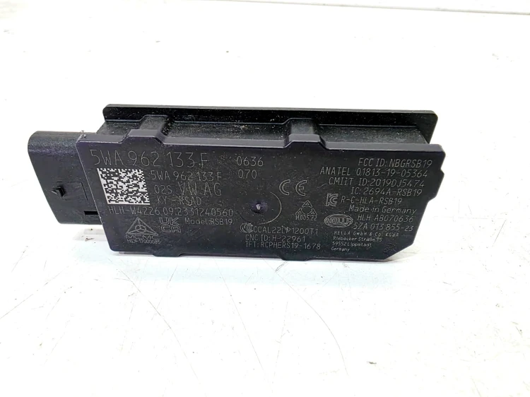 ANTENA ODBIORNIK KEYLESS AUDI VOLKSWAGEN SEAT SKODA 5WA962133F