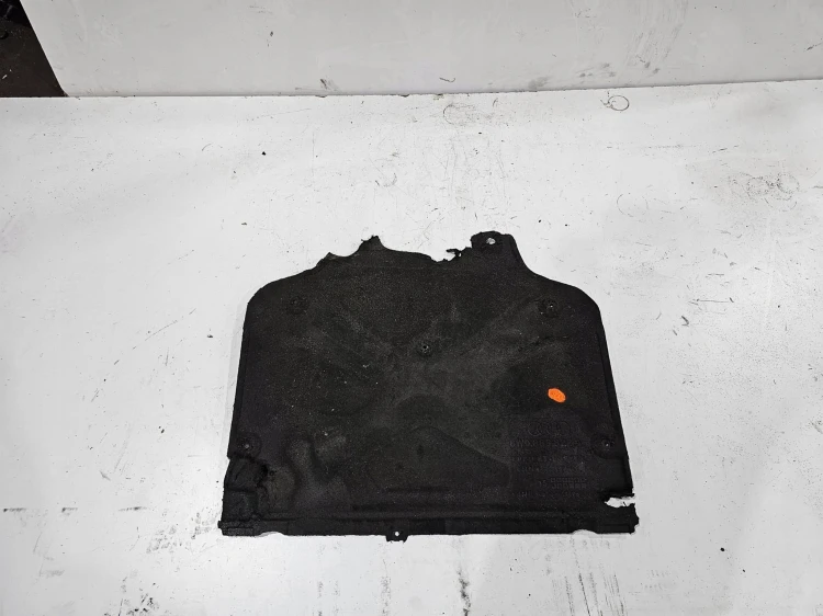 OSŁONA PŁYTA POD SKRZYNIE AUDI A4 B9 8W0863822A