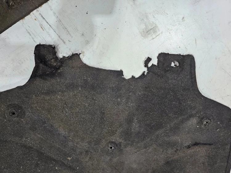 OSŁONA PŁYTA POD SKRZYNIE AUDI A4 B9 8W0863822A