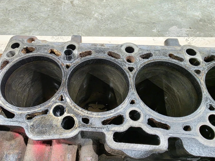 BLOK SILNIKA AUDI VOLKSWAGEN SEAT SKODA 2.0 TDI CBA 1/26