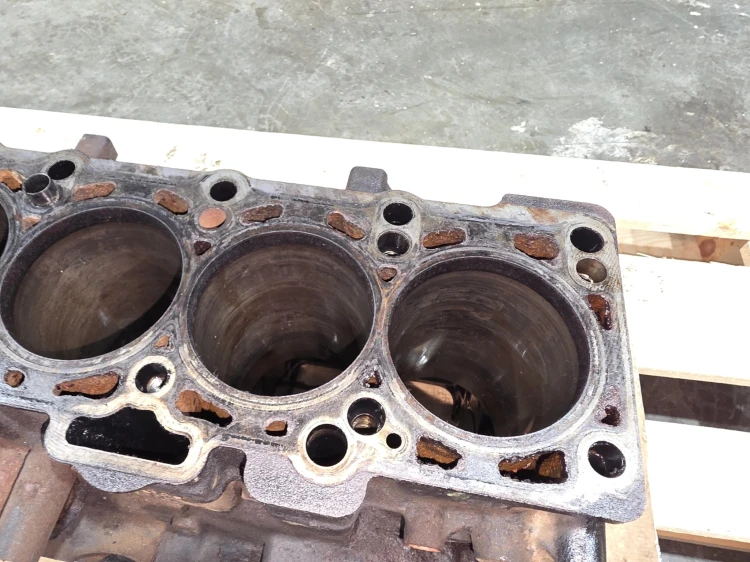 BLOK SILNIKA AUDI VOLKSWAGEN SEAT SKODA 2.0 TDI CBA 1/26