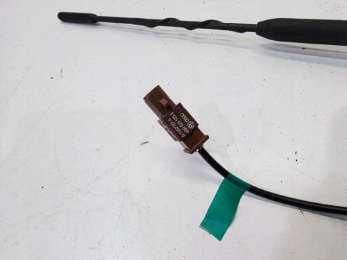ANTENA DACHOWA AUDI A1 8X 6Q0035575E