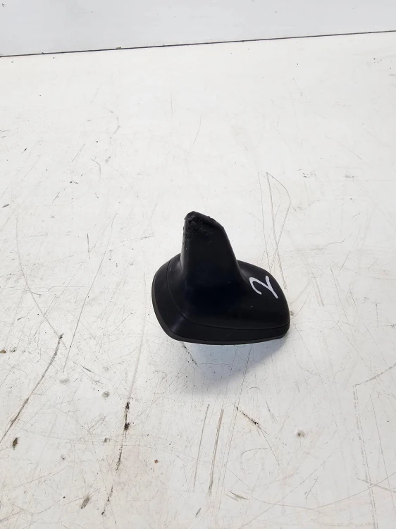 ANTENA LOTKA REKIN AUDI A3 8V 8V0035503AC MAT **2**