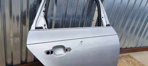 DRZWI PRAWY TYŁ AUDI A4 B9 LZ7G AVANT / KOMBI ORG