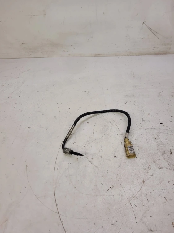 CZUJNIK TEMPERATURY SPALIN AUDI A4 Q7 059906088CN
