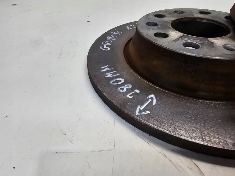 TARCZA TARCZE HAMULCOWE TYŁ AUDI Q3 8U 280MM KOMPLET ŁADNE
