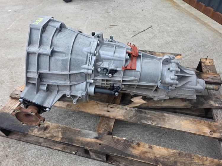 SKRZYNIA BIEGÓW MANUAL QUATTRO AUDI A4 B8 A5 8T LIFT 2.0 TDI NEK ORYGINAŁ *
