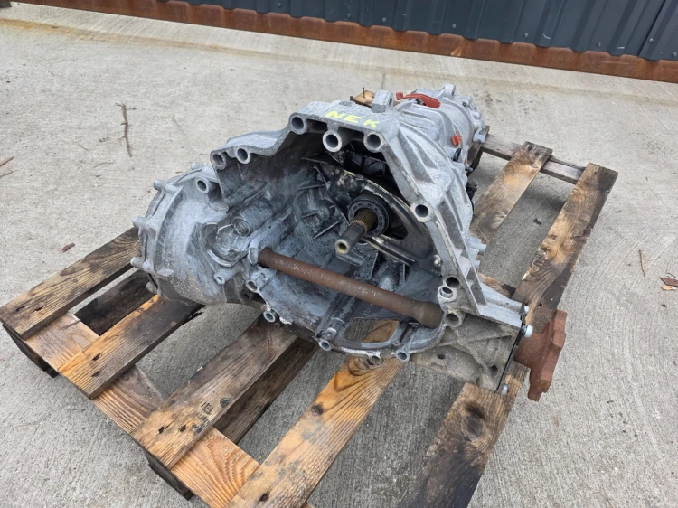 SKRZYNIA BIEGÓW MANUAL QUATTRO AUDI A4 B8 A5 8T LIFT 2.0 TDI NEK ORYGINAŁ *