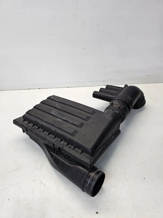 OBUDOWA FILTRA POWIETRZA AUDI A3 8V VW SEAT SKODA 04E129611G