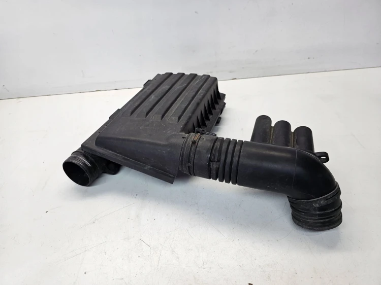 OBUDOWA FILTRA POWIETRZA AUDI A3 8V VW SEAT SKODA 04E129611G
