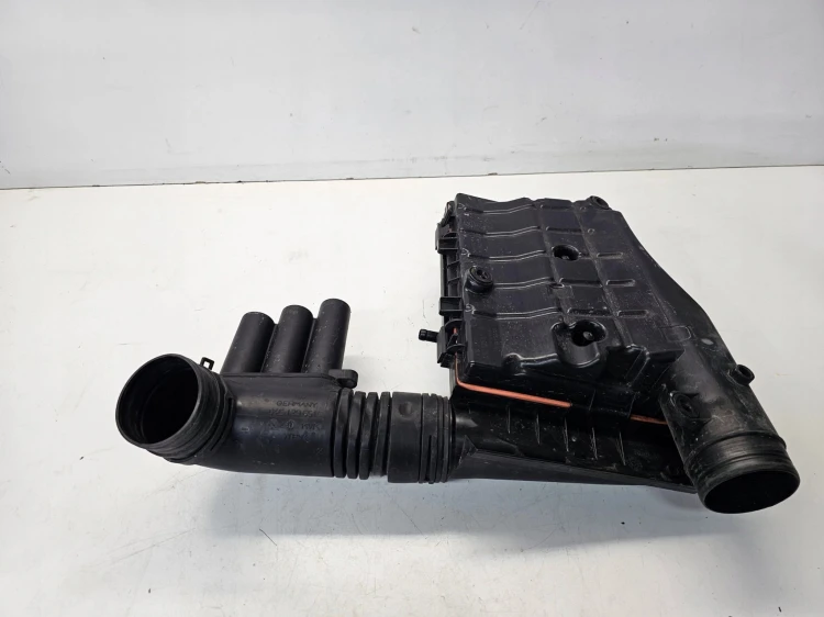 OBUDOWA FILTRA POWIETRZA AUDI A3 8V VW SEAT SKODA 04E129611G