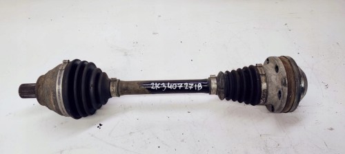 PÓŁOŚ LEWY PRZÓD AUDI A3 1.8 TFSI DSG 2K3407271B