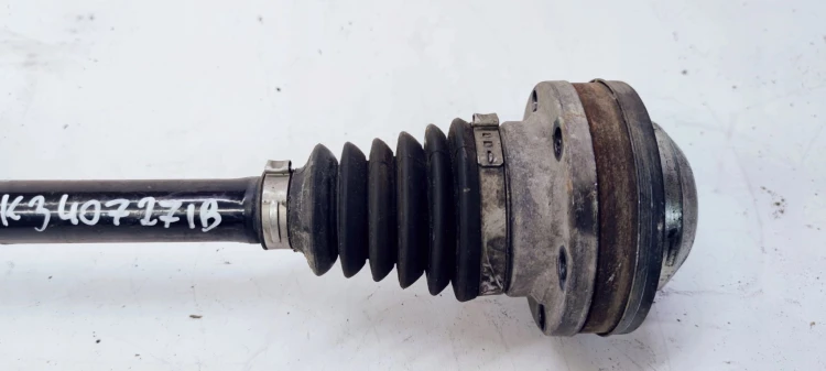 PÓŁOŚ LEWY PRZÓD AUDI A3 1.8 TFSI DSG 2K3407271B