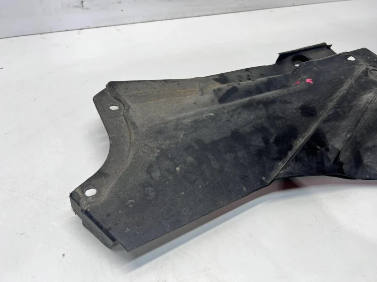 OSŁONA PODWOZIA AUDI A4 B6 B7 PRAWY TYŁ 8E0825216R 41/26