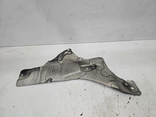 OSŁONA TERMICZNA PODŁUŻNICY PRAWA AUDI A4 B9 8W0804162A