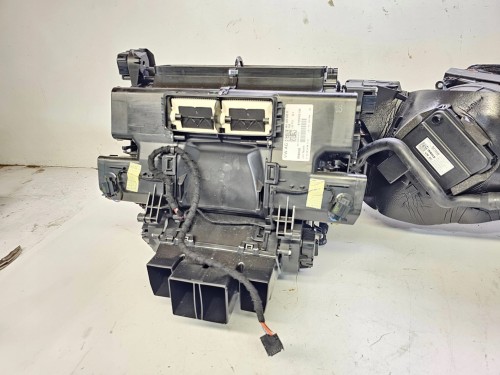 NAGRZEWNICA KOMPLETNA AUDI A6 C8 A7 4K 4K1820005R