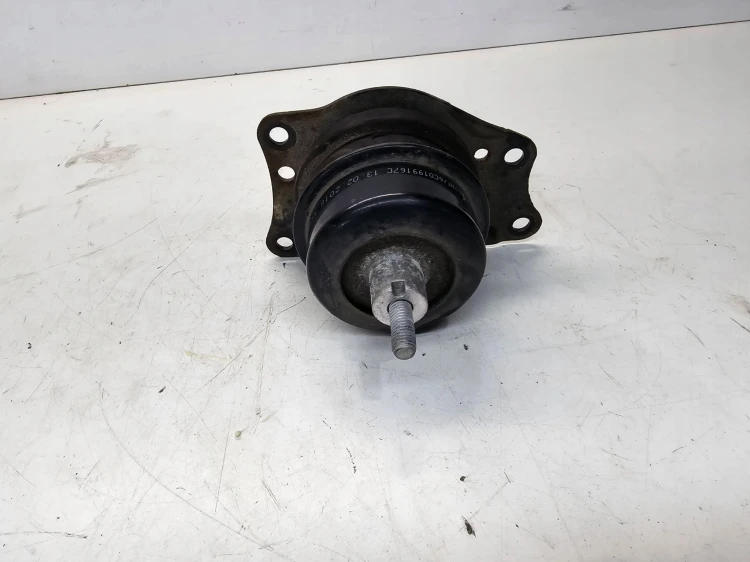 ŁAPA PODUSZKA SILNIKA AUDI A1 8X VW SKODA 6C0199167C