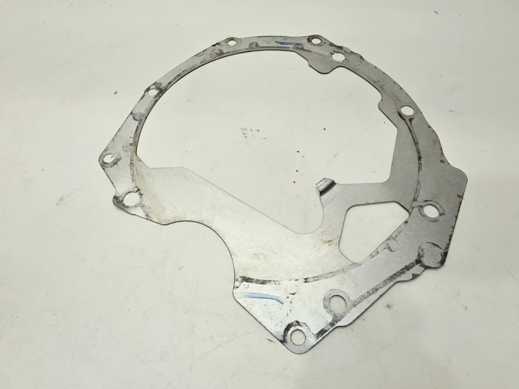 DYSTANS SKRZYNI BIEGÓW AUDI VOLKSWAGEN SEAT SKODA 2.0 TDI 04L103647A