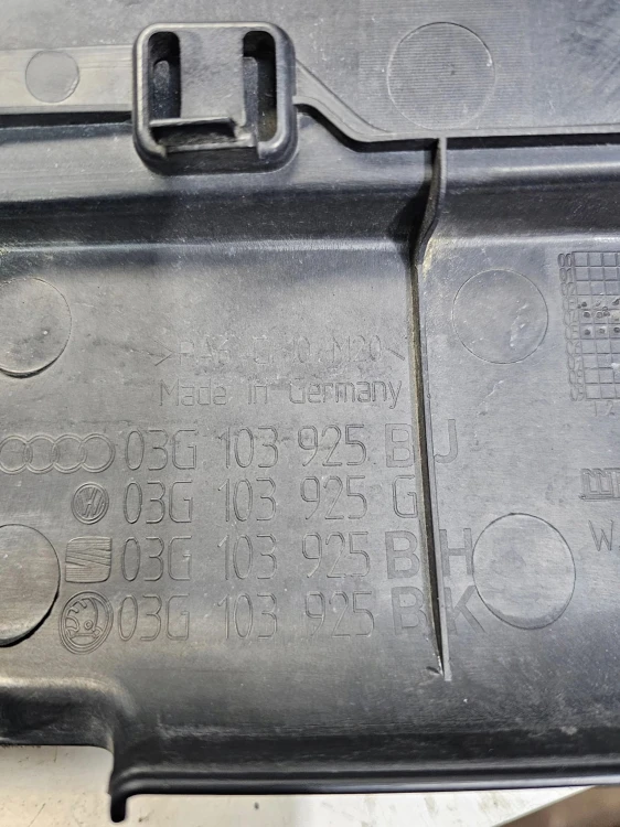 OSŁONA POKRYWA SILNIKA VW AUDI 1.9 TDI 03G103925BJ