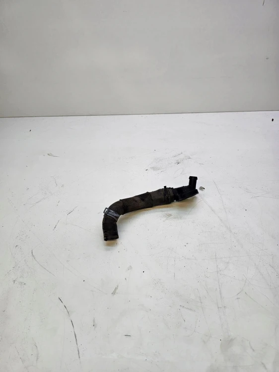 WĄŻ RURA RURKA WODY AUDI A4 A5 2.0 TDI 04L122157BE