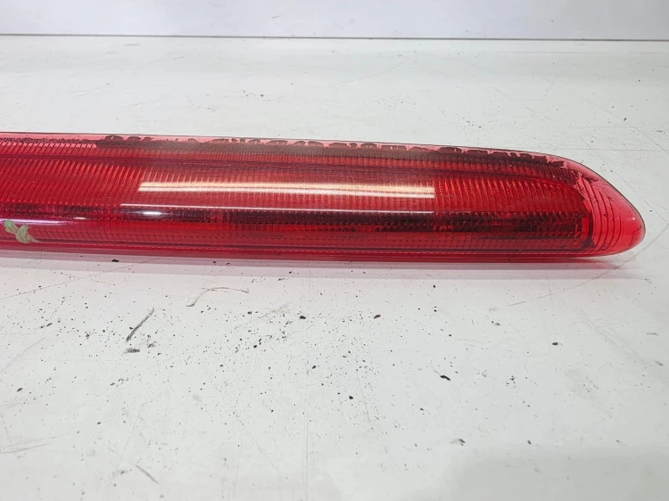 ŚWIATŁO STOP STOPU TRZECIE AUDI A3 8P LIFT 5-D 8P4945097C 2/25