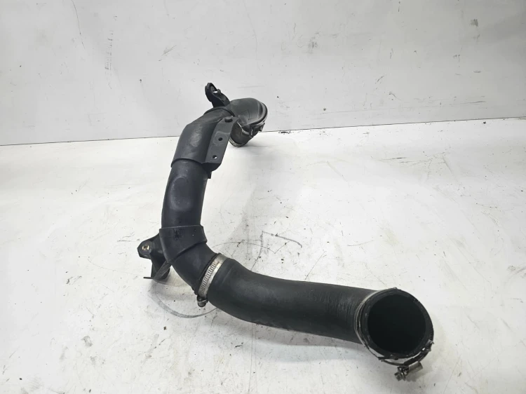 PRZEWÓD RURA WĄŻ INTERCOOLERA AUDI VOLKSWAGEN SEAT SKODA 2.0 TDI 5N0145840K