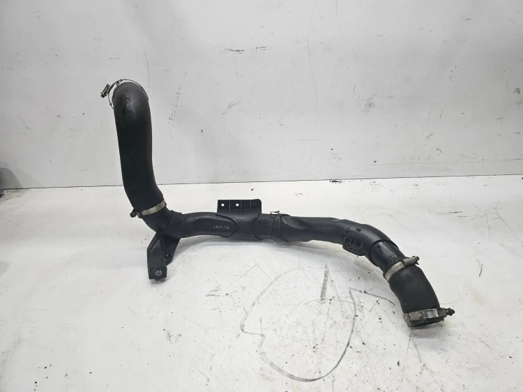 PRZEWÓD RURA WĄŻ INTERCOOLERA AUDI VOLKSWAGEN SEAT SKODA 2.0 TDI 5N0145840K