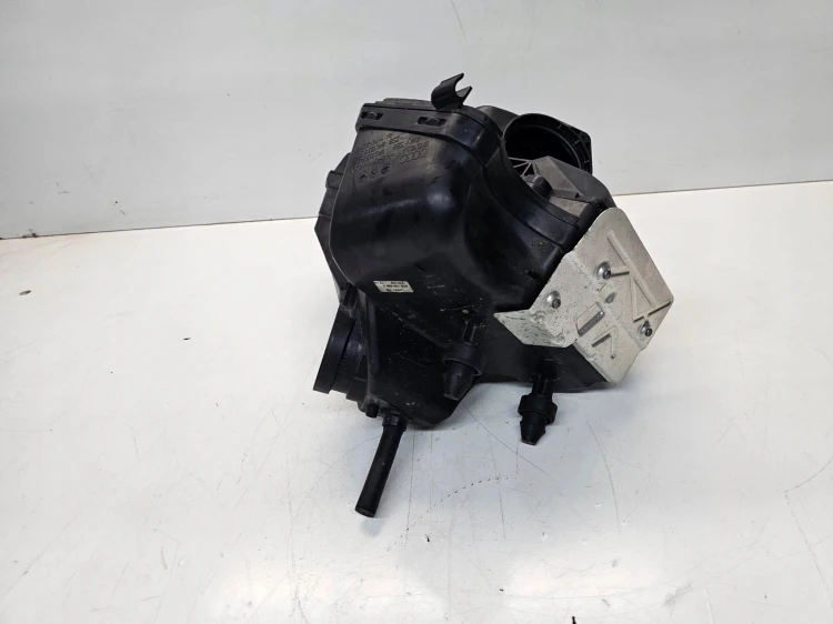 OBUDOWA FILTRA POWIETRZA AUDI A4 A5 Q5 8R0133835E