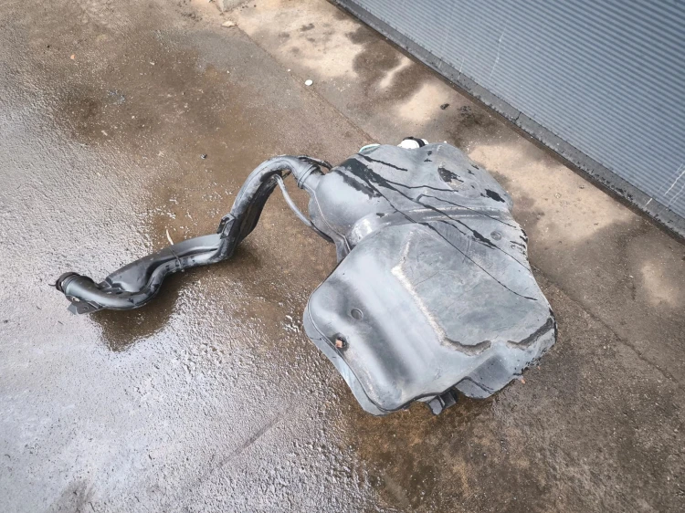 BAK ZBIORNIK PALIWA AUDI A3 8P VW SEAT SKODA 1K0201022LG BENZYNA