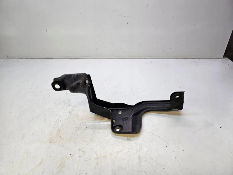 MOCOWANIE INTERCOOLERA PRAWE AUDI A6 C6 4F0145814G