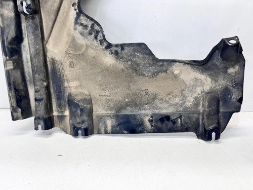 OSŁONA PODWOZIA TYŁ AUDI A4 B9 8W0825216E 3/25