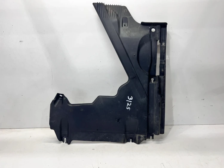 OSŁONA PODWOZIA TYŁ AUDI A4 B9 8W0825216E 3/25